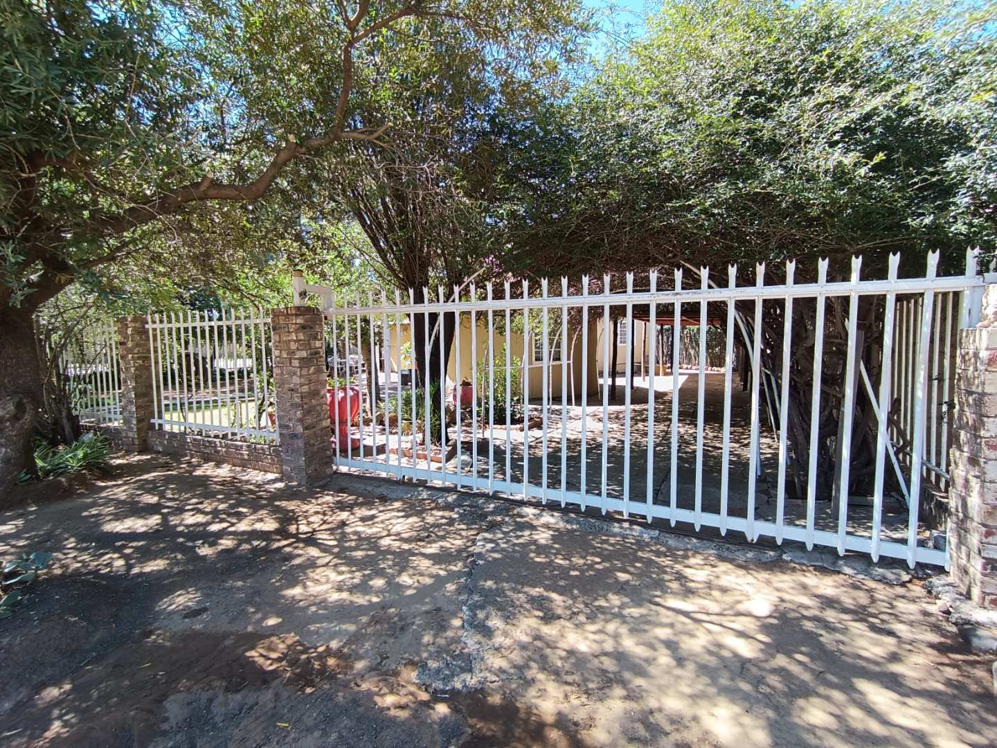 4 Bedroom Property for Sale in Dealesville Free State